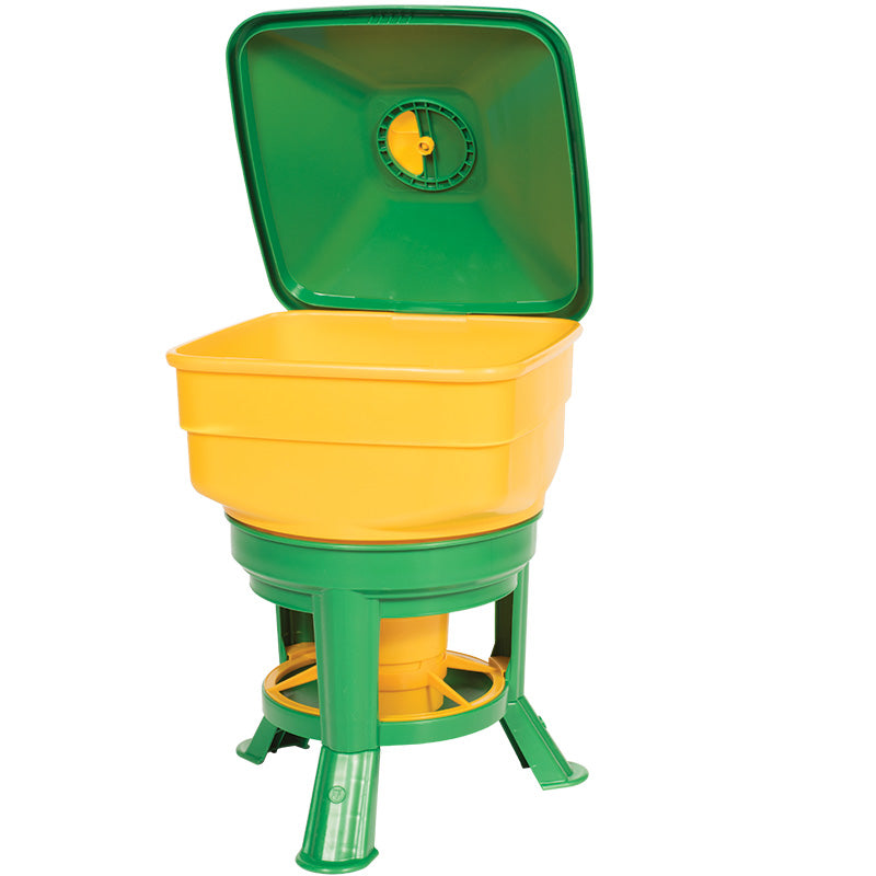 Kubic Poultry Feeder